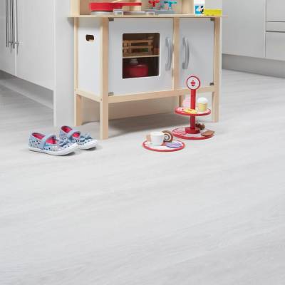 Signature Wood LVT by Remland