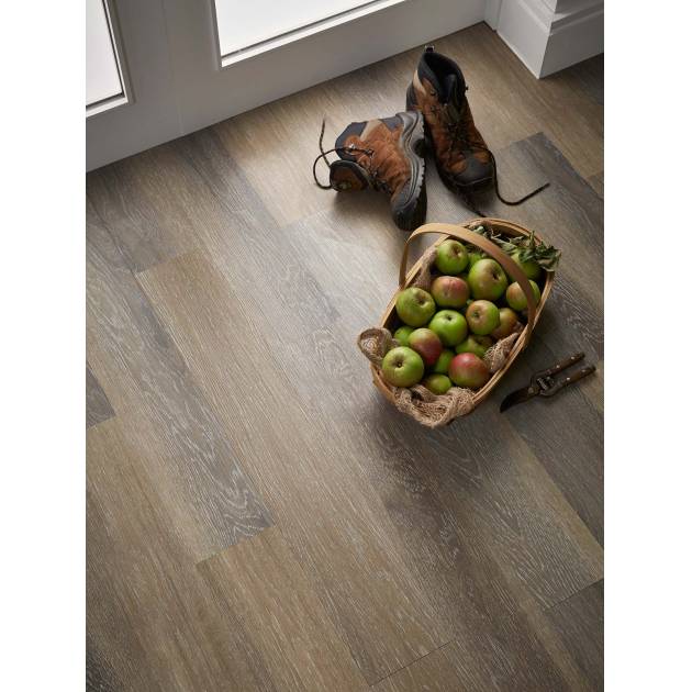 Signature Wood Easy Click LVT by Remland