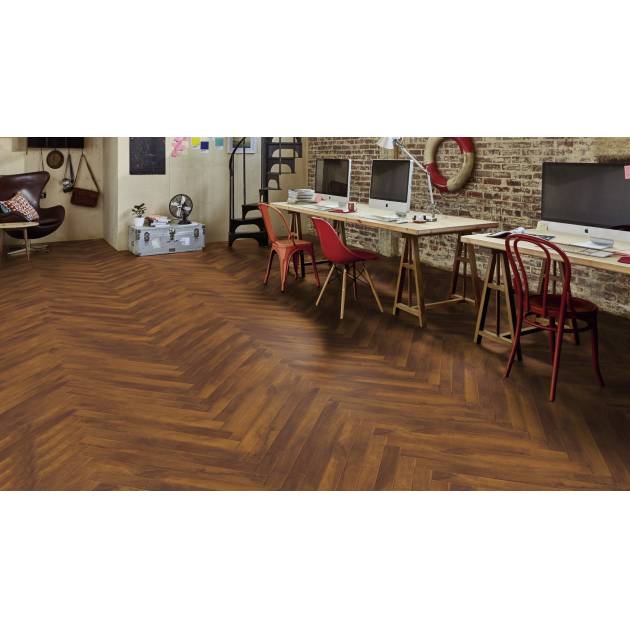 Karndean Da Vinci - Arno Smoked Oak Herringbone RP92